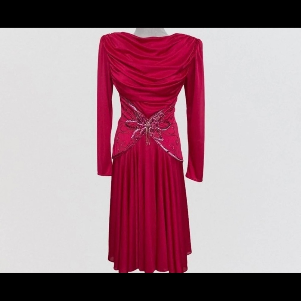 Vintage beaded vintage dress. Beautiful detailing.